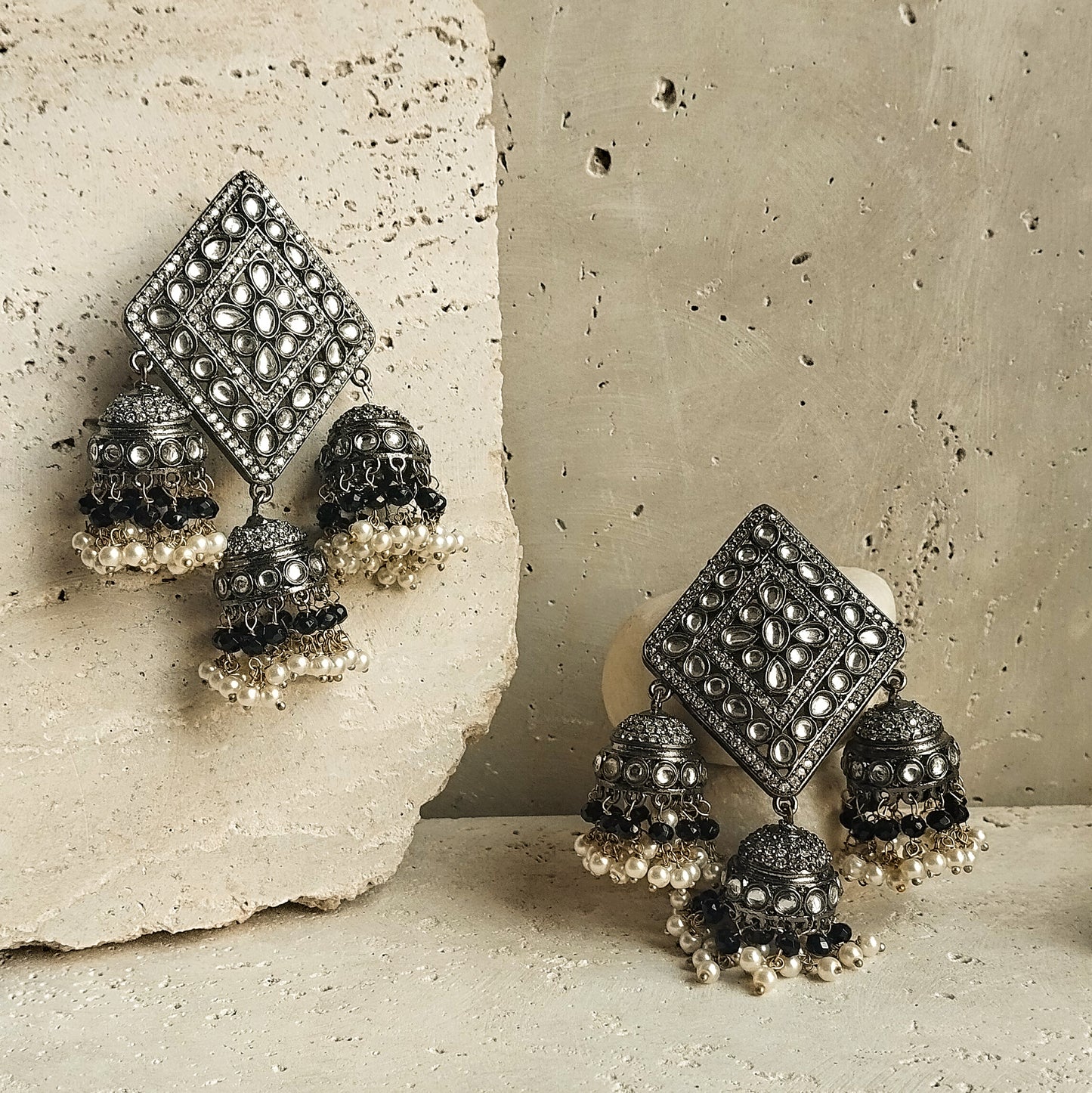 Shabraz (Black)