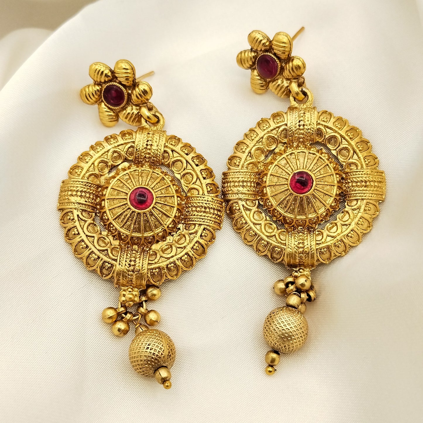 Rajwari Gulnaar Earrings