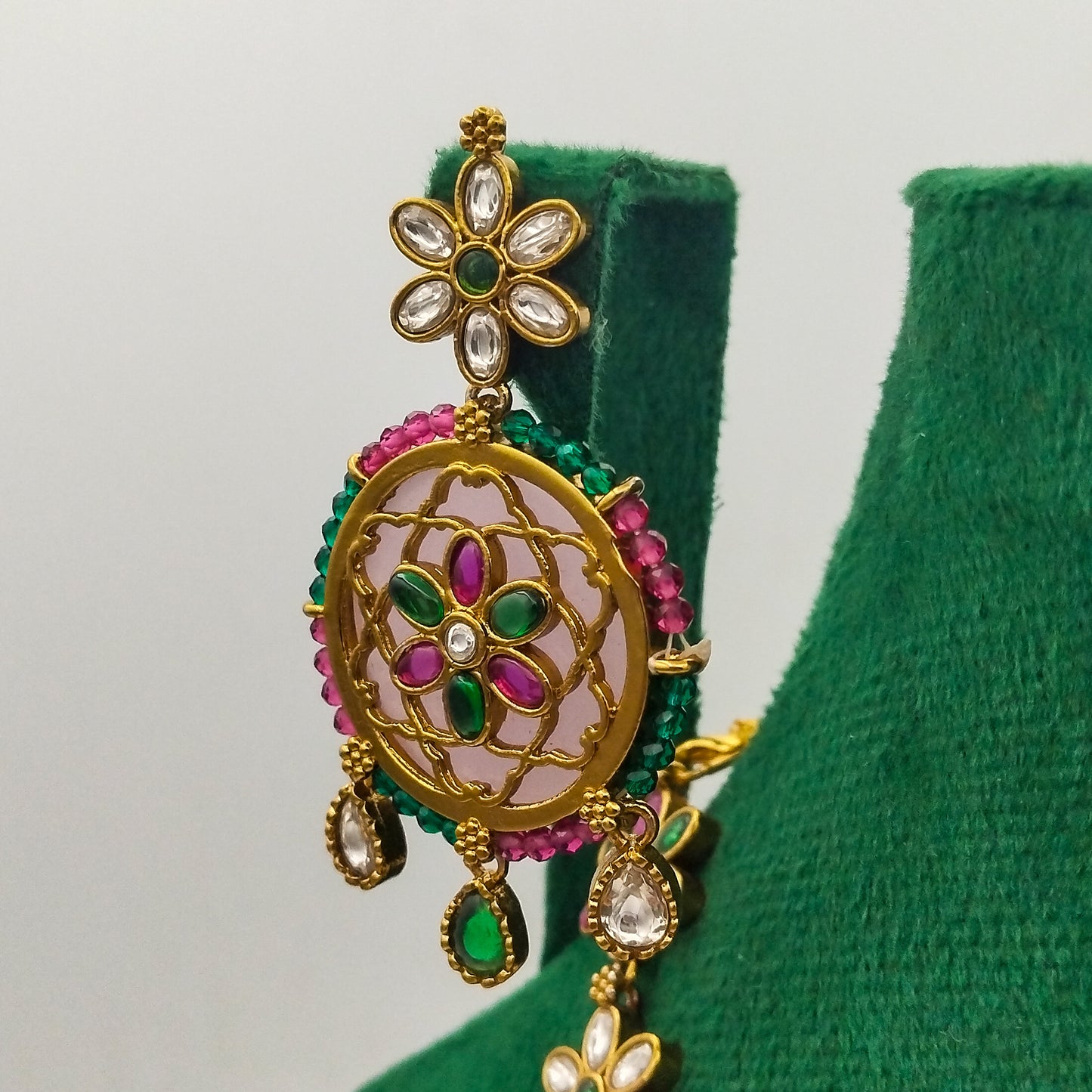 Zaaleh Pink Necklace Set