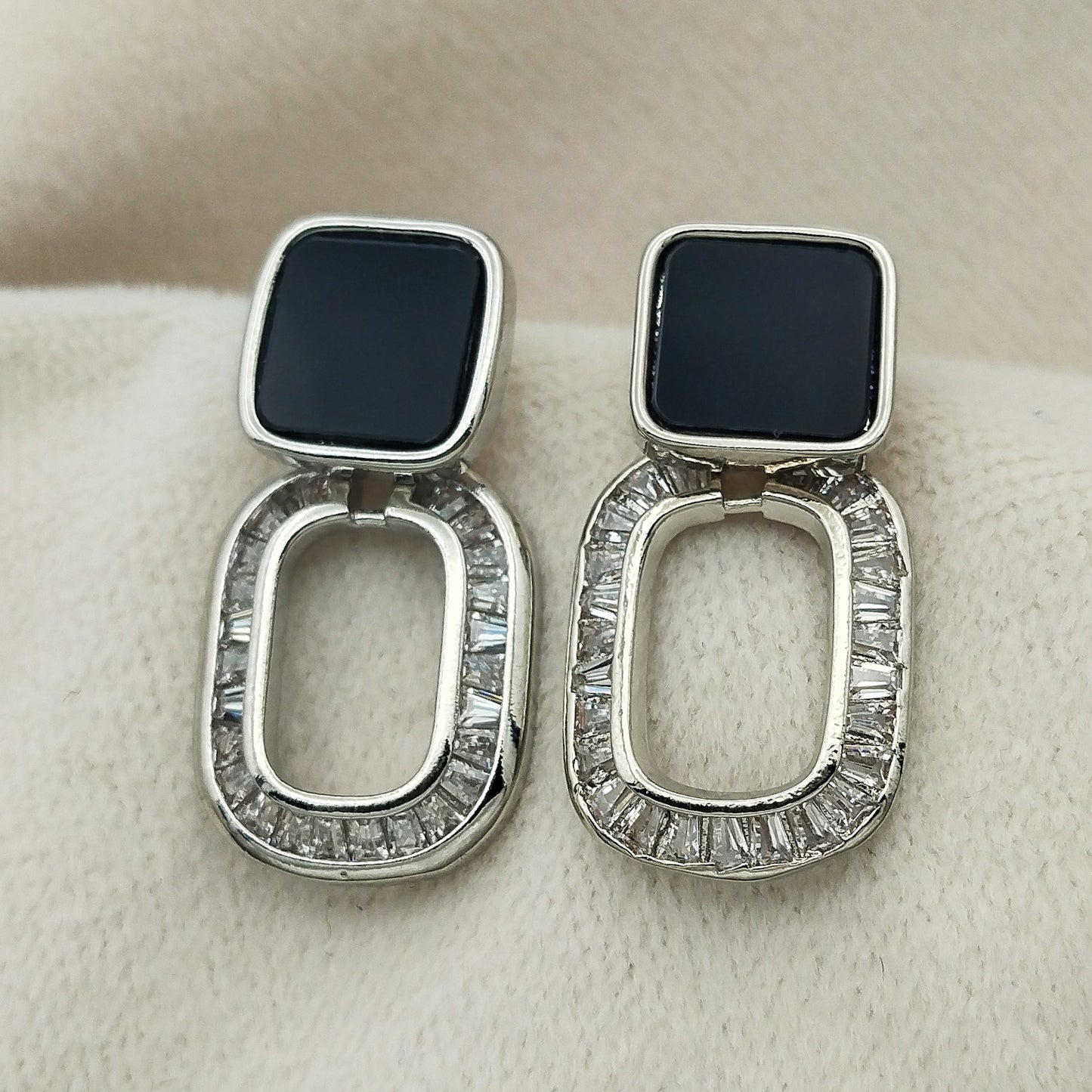 Urban Swing (Black)