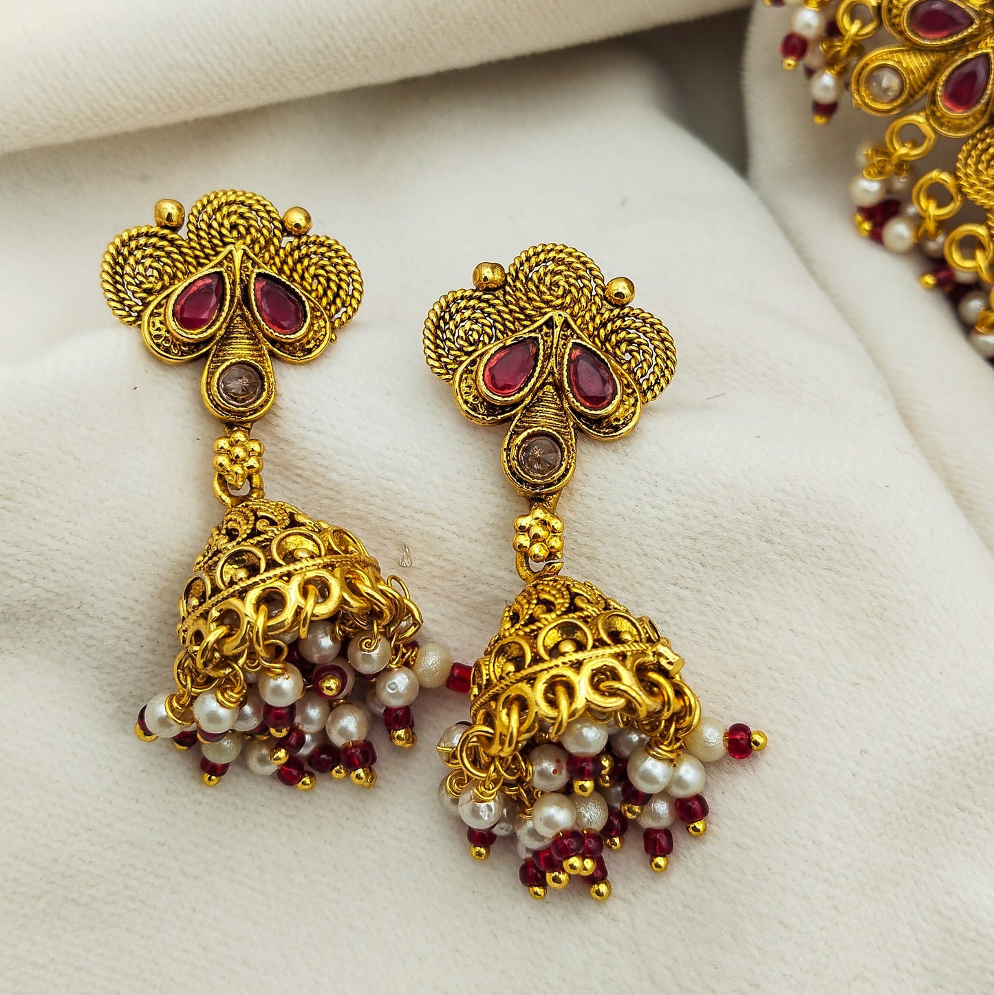 Zar-e-Naz Gold Plated Necklace Set