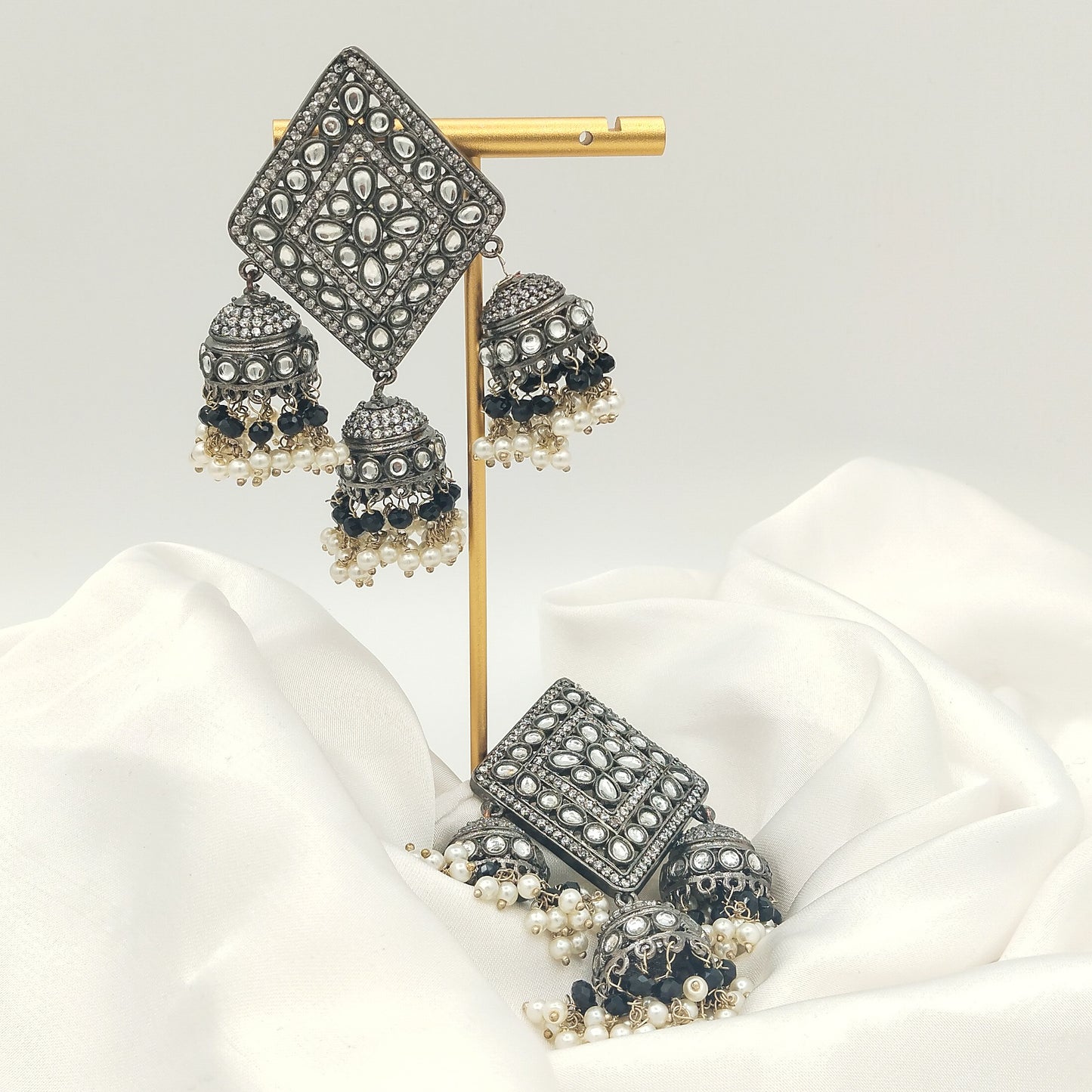 Shabraz (Black)