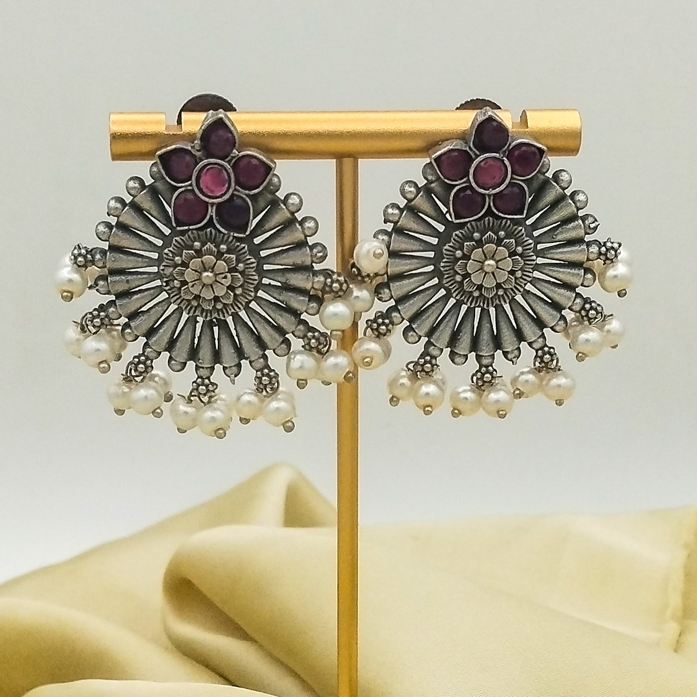 Saaz Oxidized Earrings (Red)