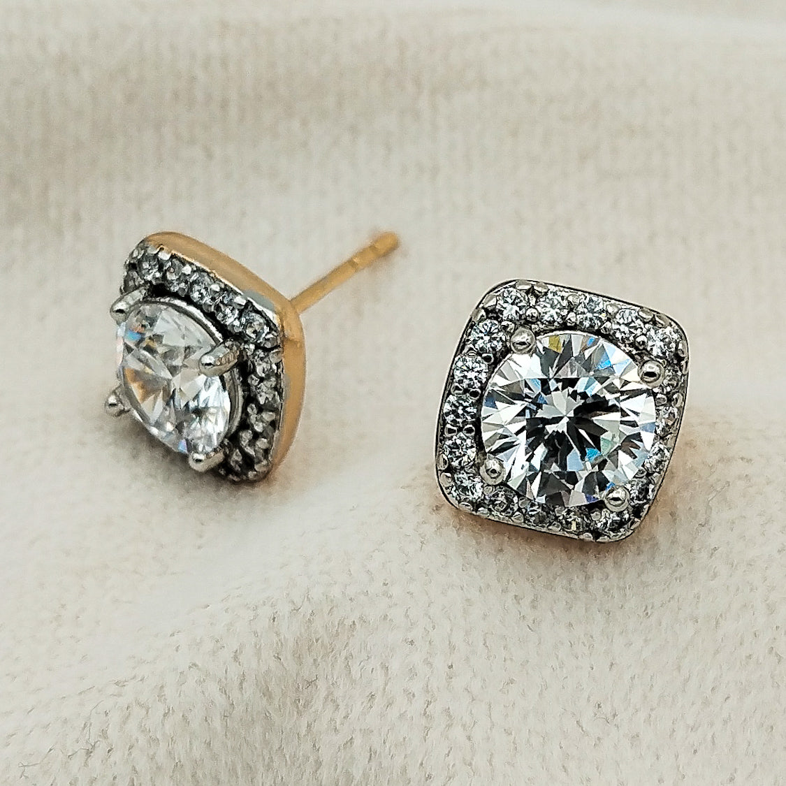 Velore Square Studs