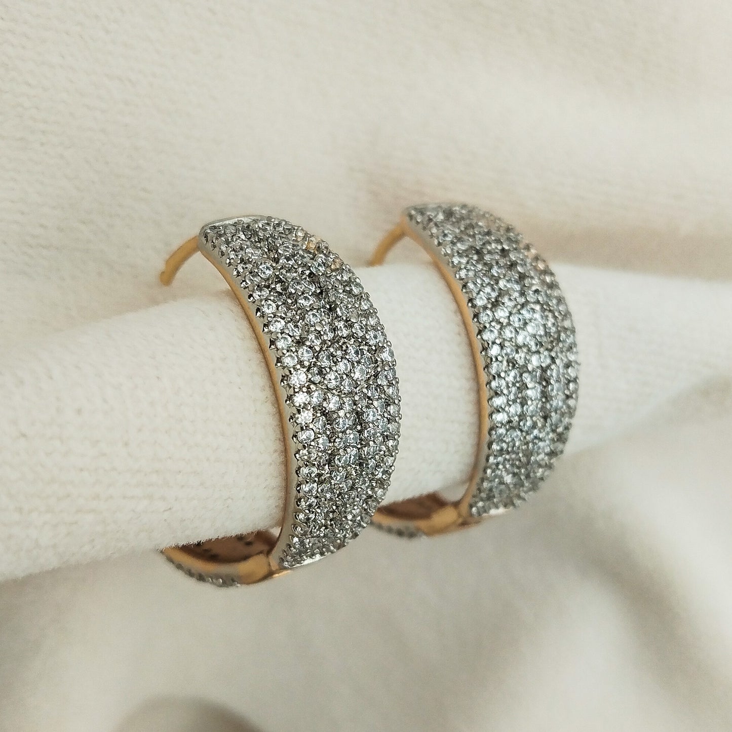 Zircon Orbit Hoops