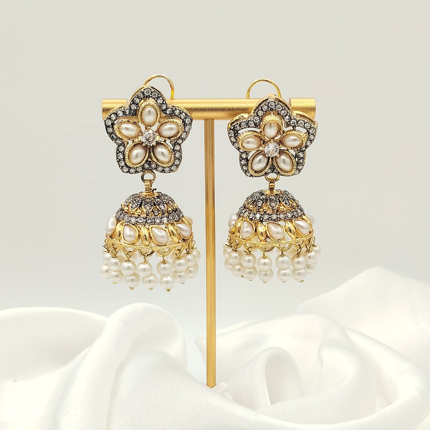 Parizad (White)