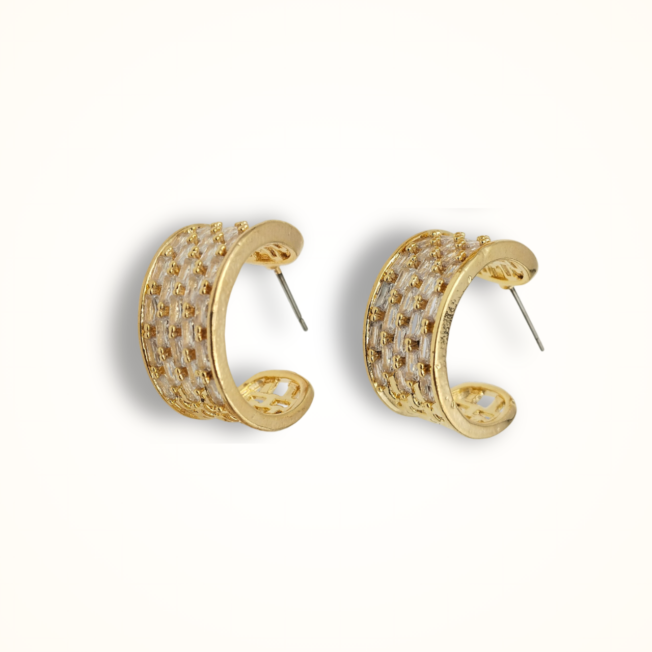 Mahsa Hoops