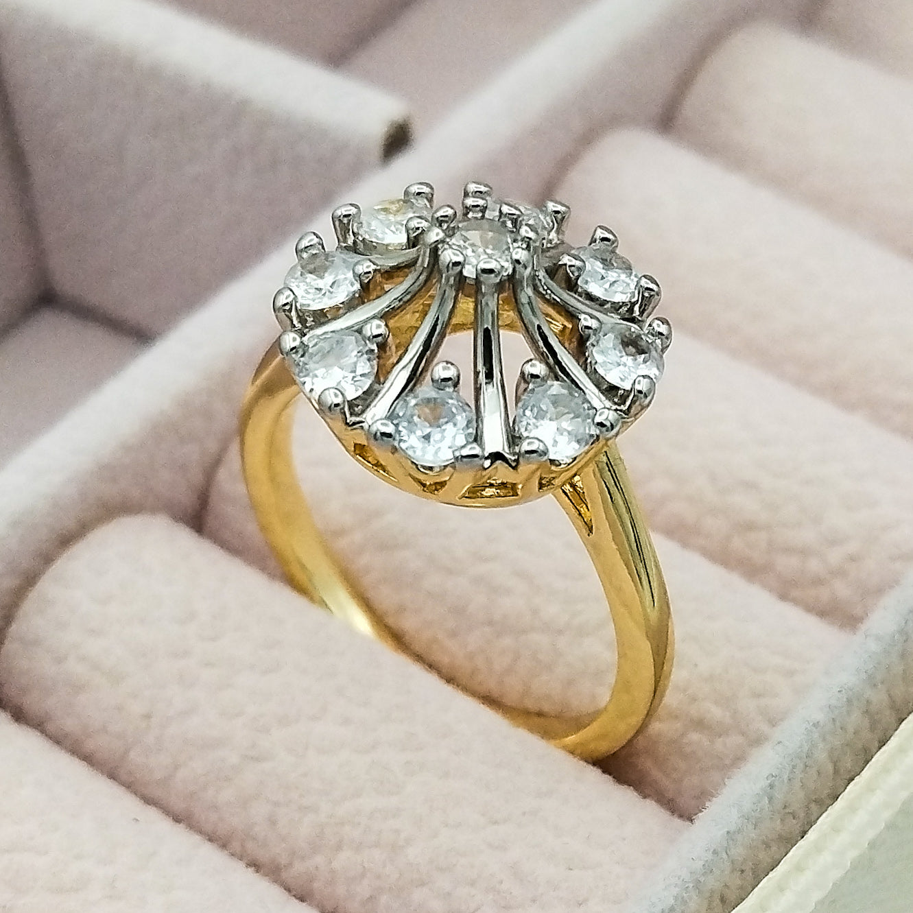 Roya Zircon Ring
