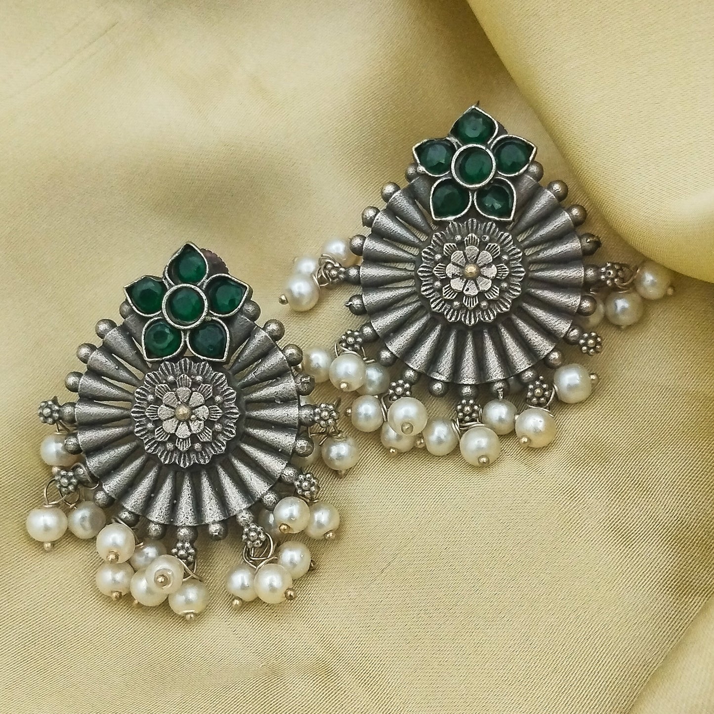 Saaz Oxidized Earrings (Green)