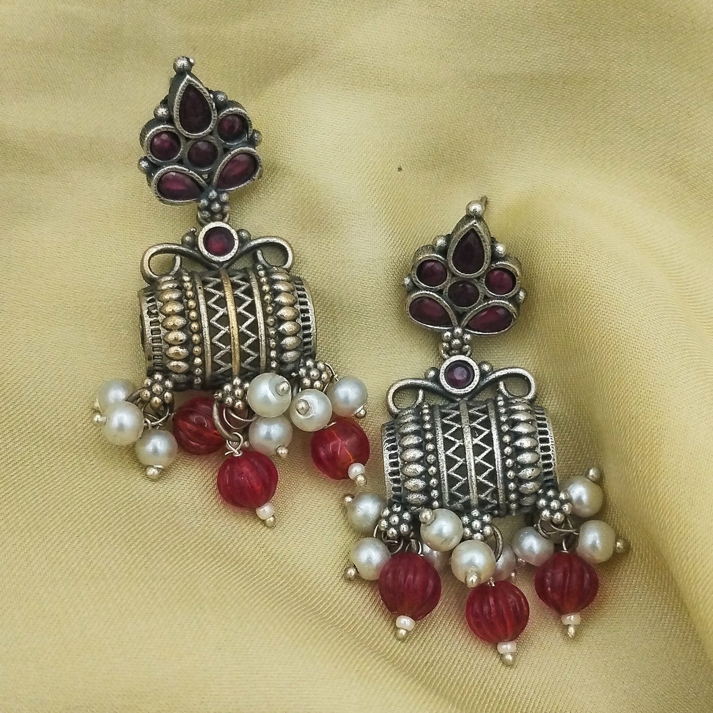 Afsaar Oxidized Jhumkay (Red)