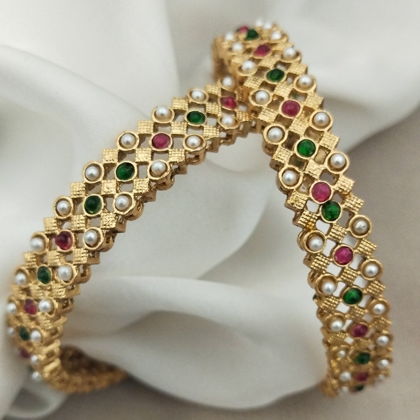 Mehnaz Karray (Pair)