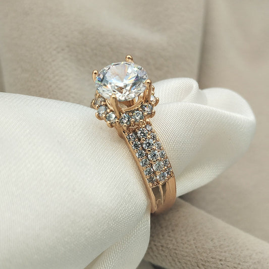Zirca Crown Ring