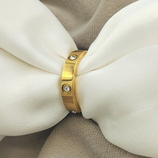 Lustra Zircon Band