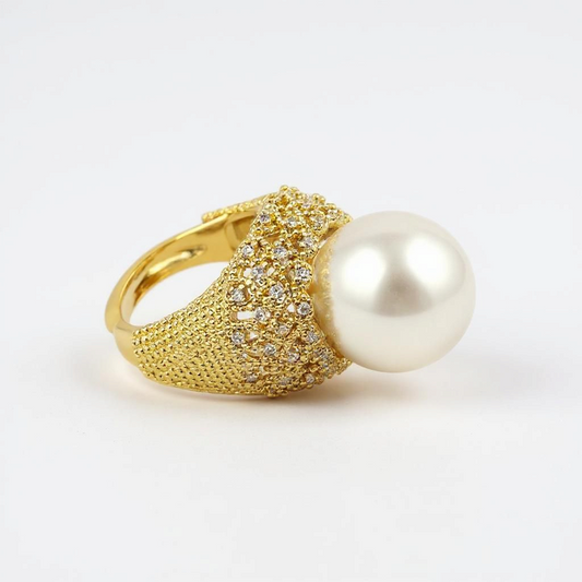 Laleh Pearl