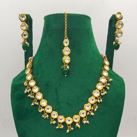 Mehwar Kundan Necklace Set