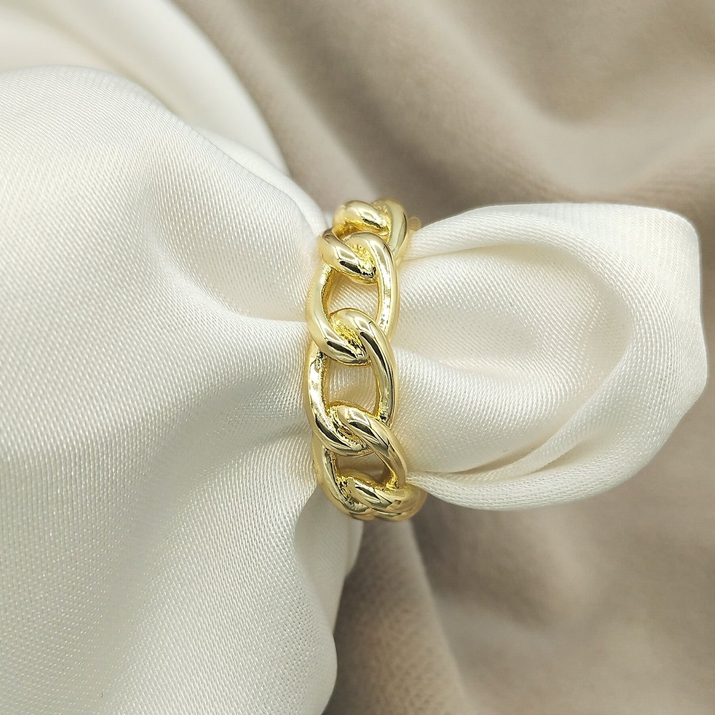 Orolin Chain Adjustable Ring