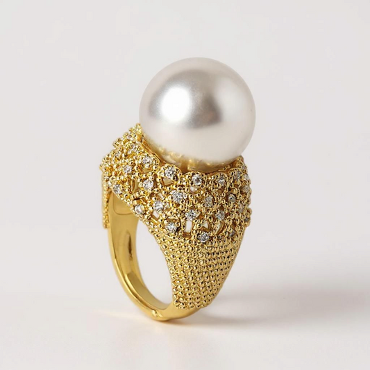 Laleh Pearl