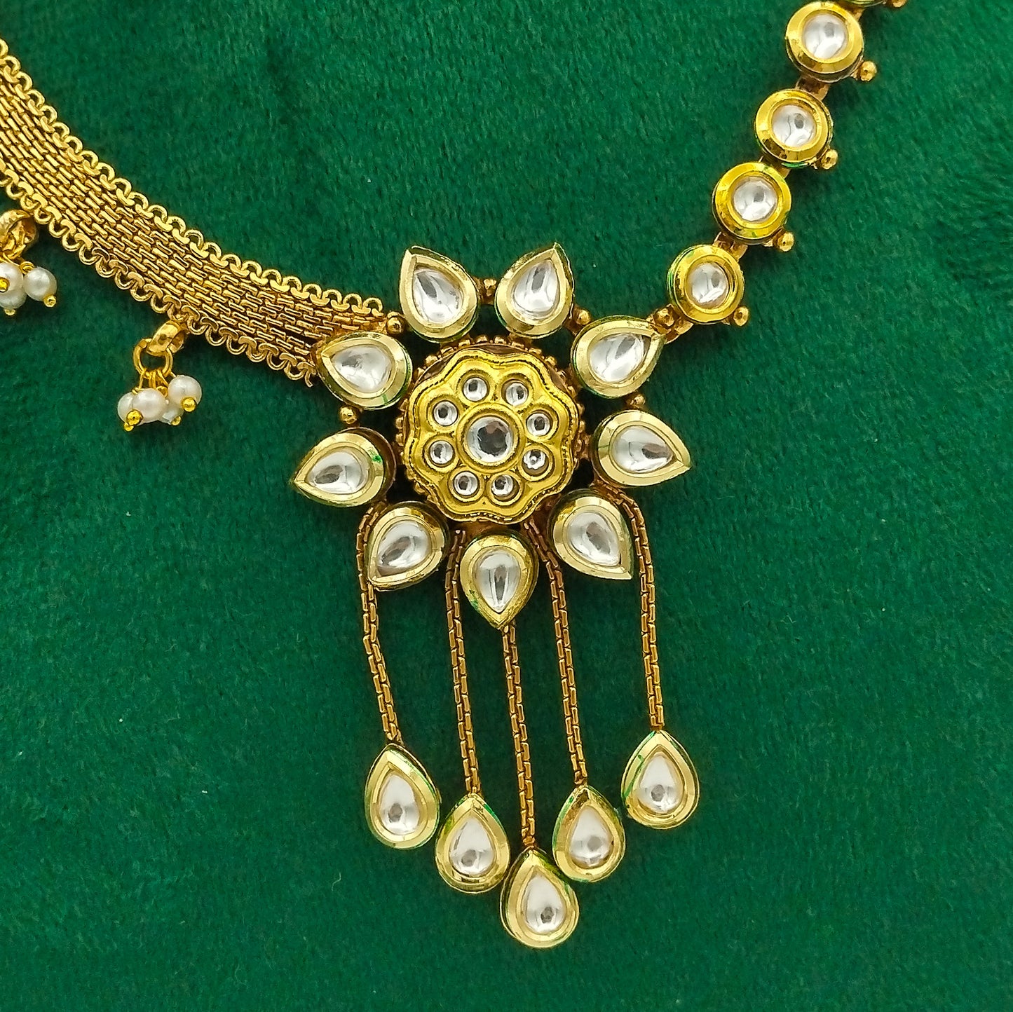 Shahbano Necklace Set