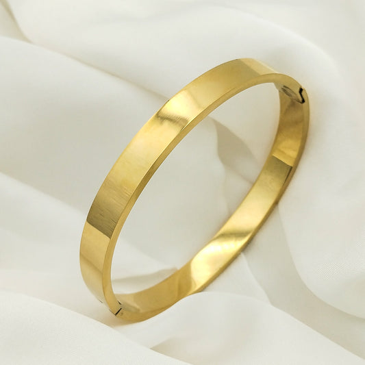 Clara Wide Bangle