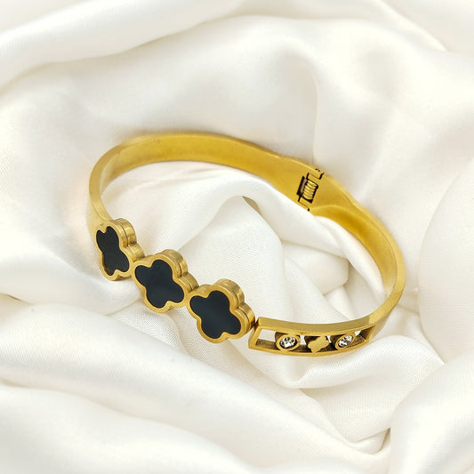 Zayra Bangle