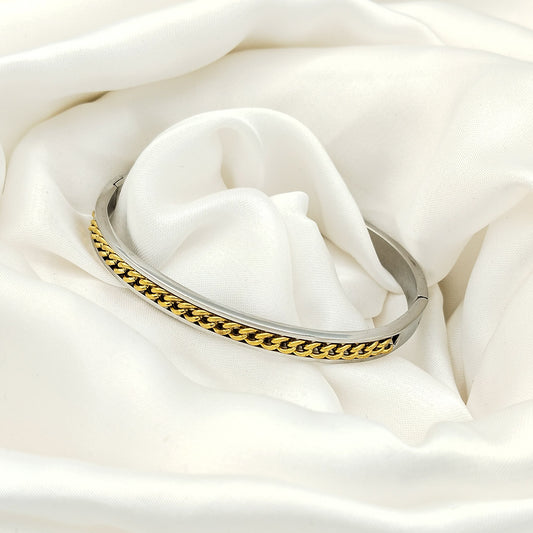 Aura Gleam Everyday Bangle (Gold)